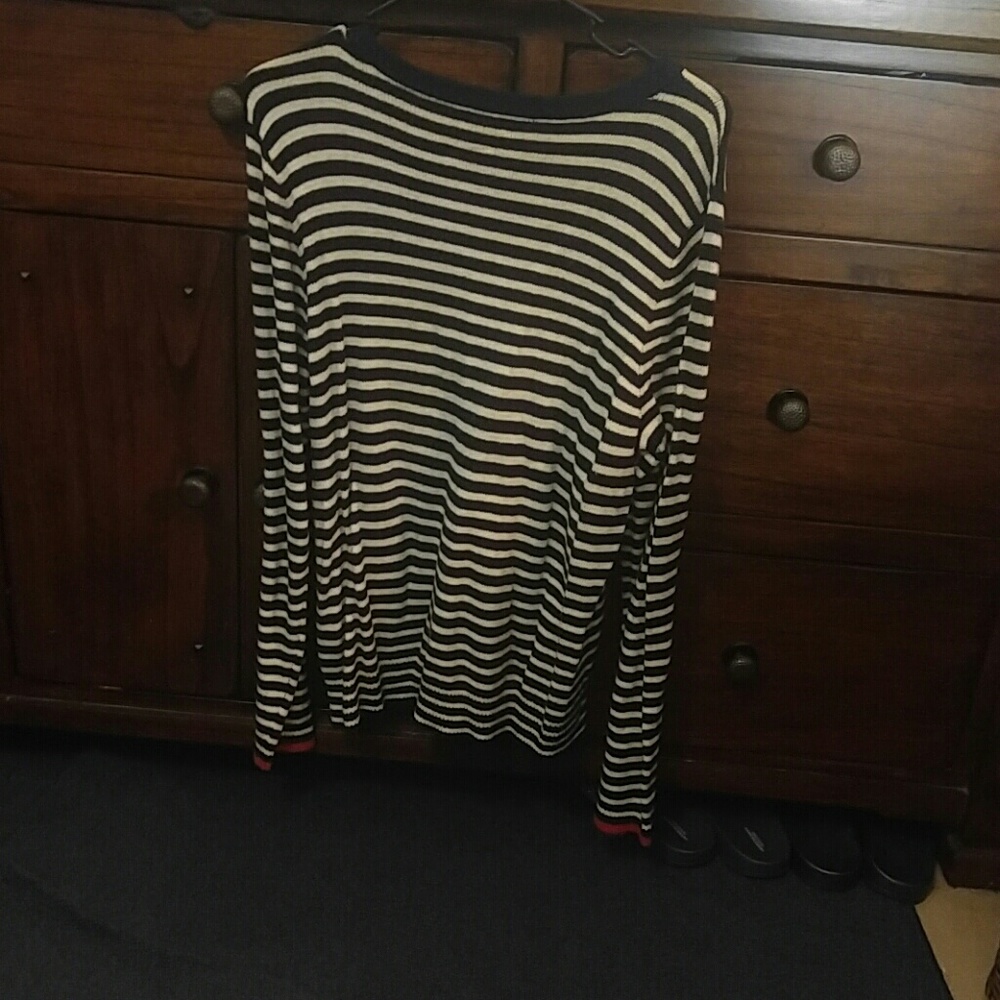 Sweater - Picture 2 of 2